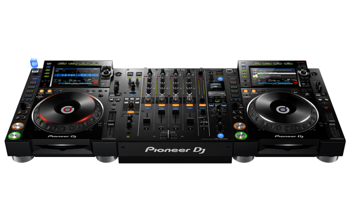 Pioneer CDJ-2000 Nexus 2 & DJM-900 Nexus 2 (Complete Setup)